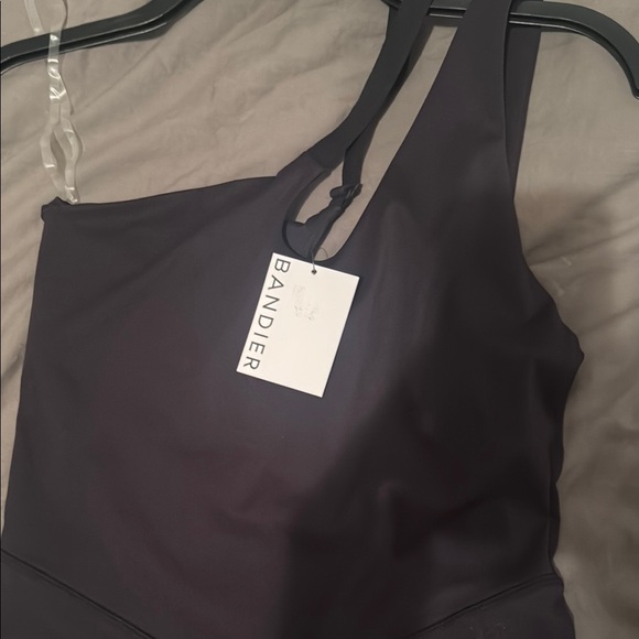 Sleek Black One-Shoulder One Piece Bodysuit - Picture 3 of 4